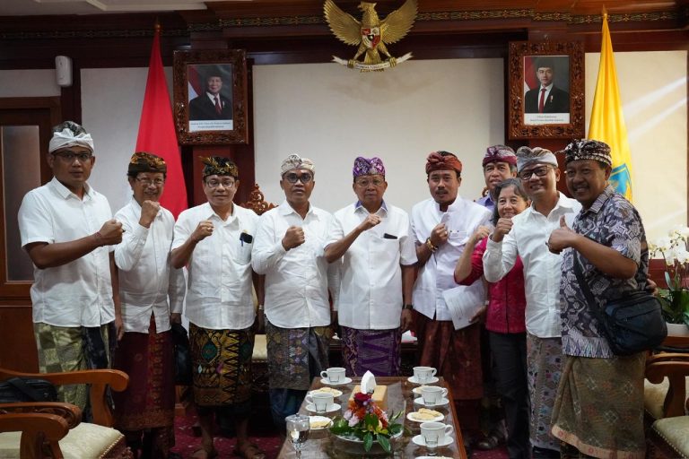 Bali harus Bebas Rabies, Gubernur Koster; Tegas Tangani Berlandaskan Hukum dan Siapkan Penampungan Anjing Liar