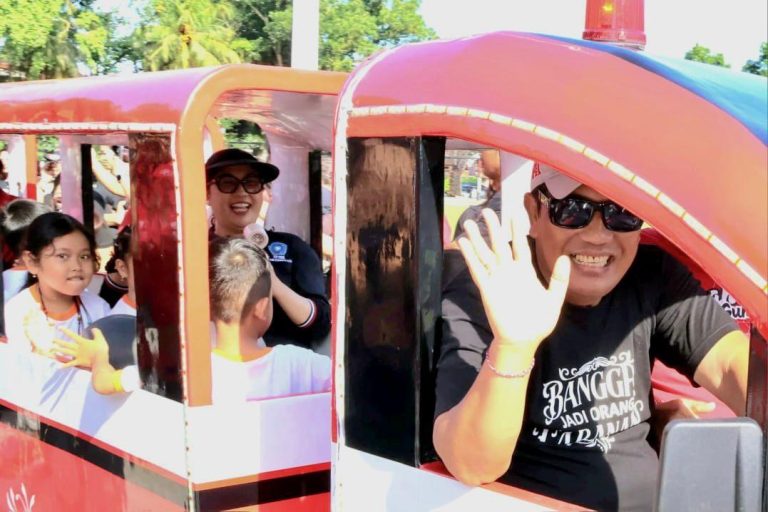 Tingkatkan Kualitas Ruang Publik, Pemkab Tabanan Launching Kereta Anak dan Tribun Lapangan Basket di Lapangan Alit Saputra