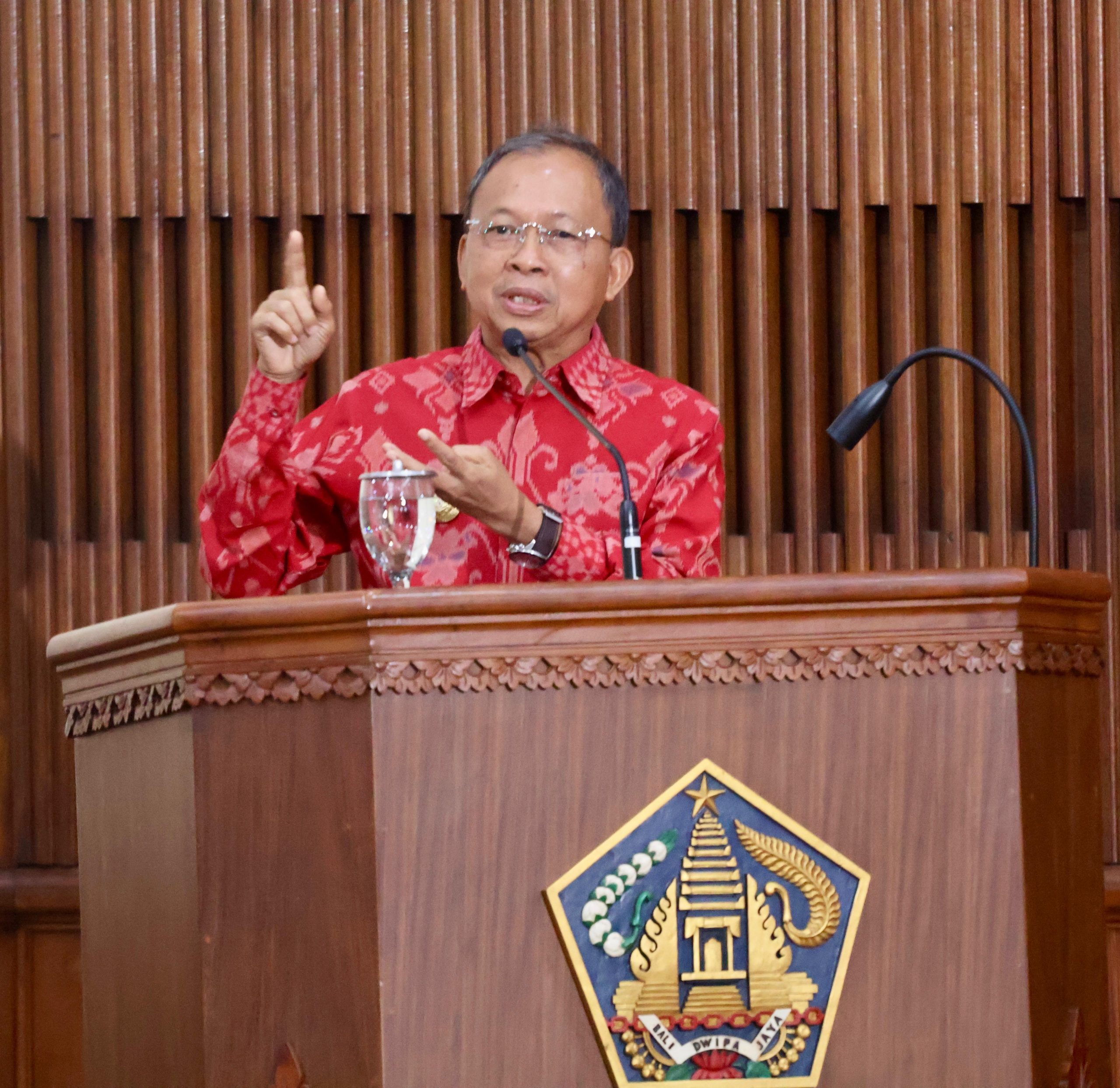 Penambahan Penyertaan Modal ke BPD Bali, Gubernur Koster: Jaga Keberlanjutan Ekonomi dan Memperkuat Peran Bank Daerah