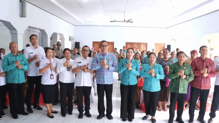 Sasar Tiga Desa di Jembrana, Aksi Sosial “Bergerak dan Berbagi” TP PKK Provinsi Bali Bawa Manfaat Nyata bagi Masyarakat