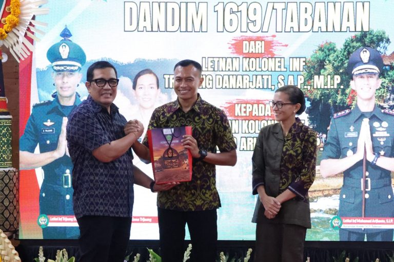 Bupati Sanjaya Hadiri Lepas Sambut Dandim 1619/Tabanan