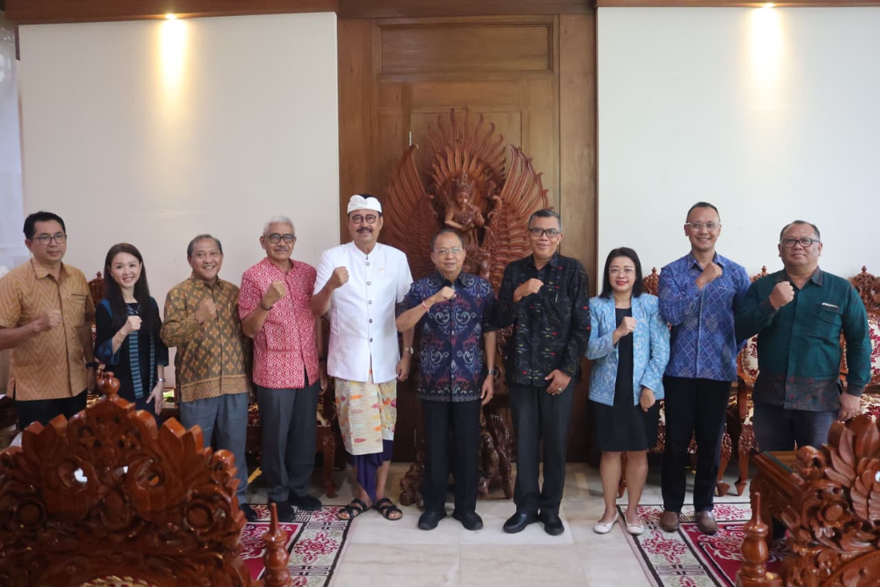 Dorong Bali Jadi Pusat MICE Dunia, Gubernur Koster Tekankan Standar Berbasis Budaya dan UMKM Lokal