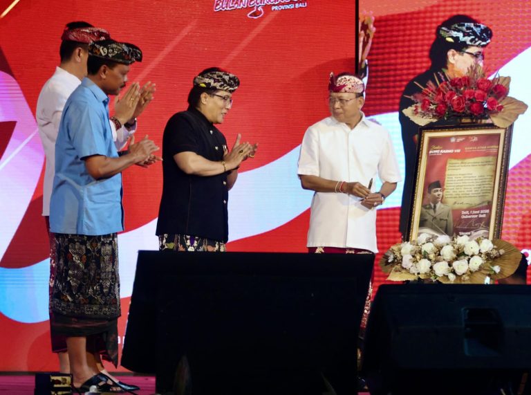 Gubernur Koster dan Wagub Giri Prasta Resmi Buka Bulan Bung Karno VIII Tahun 2026