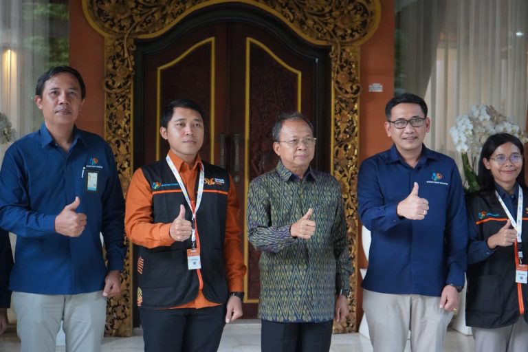 Jadi Warga Bali Pertama disensus BPS, Gubernur Koster Ajak Krama Bali Sukseskan Sensus Ekonomi 2026