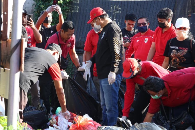 Peringati Hari Lingkungan Hidup Sedunia, Pemkab Tabanan Gelar Aksi Resik Sampah