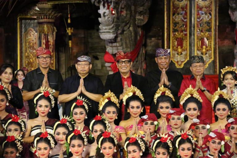 Gemilang di Ardha Candra, Duta Tabanan Pukau PKB XLVIII 2026: Bukti Komitmen Bupati Sanjaya dan Bunda Rai Majukan Seni Budaya Generasi Muda