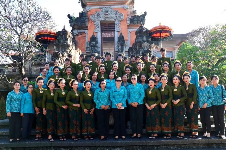 Bunda Rai Apresiasi Semangat Duta Tabanan, Kobarkan Kecintaan Generasi Muda pada Seni Paduan Suara