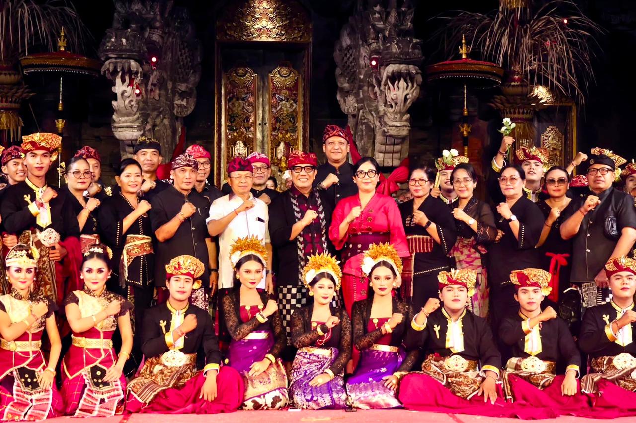 Bupati Sanjaya dan Bunda Rai Dukung Penuh Duta Tabanan Tampil Memukau di Parade Gong Kebyar Dewasa PKB XLVIII 2026