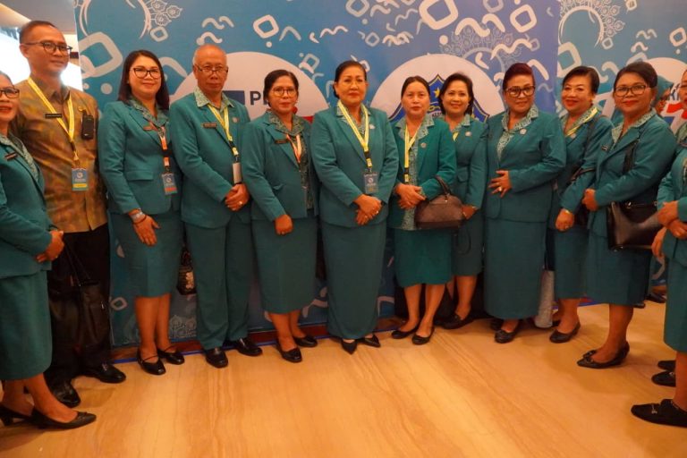 Putri Koster Hadiri Puncak HKG PKK ke-54, Perkuat Sinergi Wujudkan Keluarga Berkualitas Menuju Indonesia Emas 2045