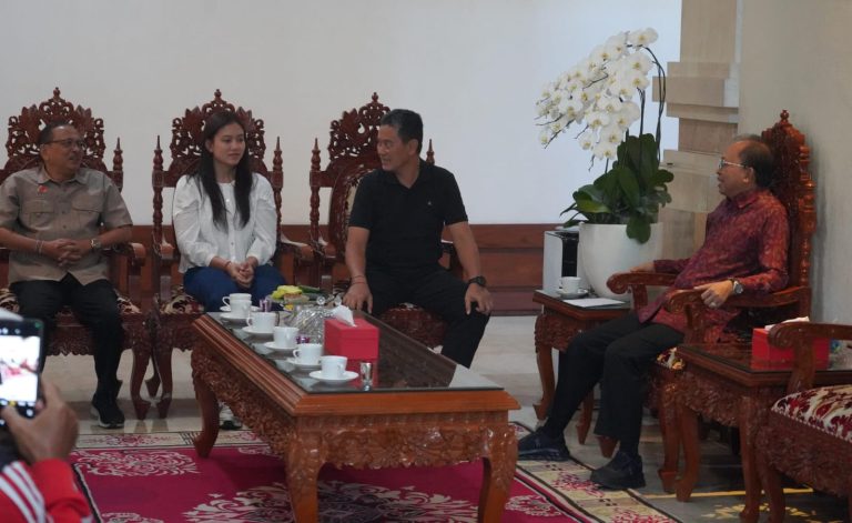 Gubernur Koster Siap Support Ratu Speed Dunia Jadi Dosen, Harap Terus Berjuang Harumkan Bali