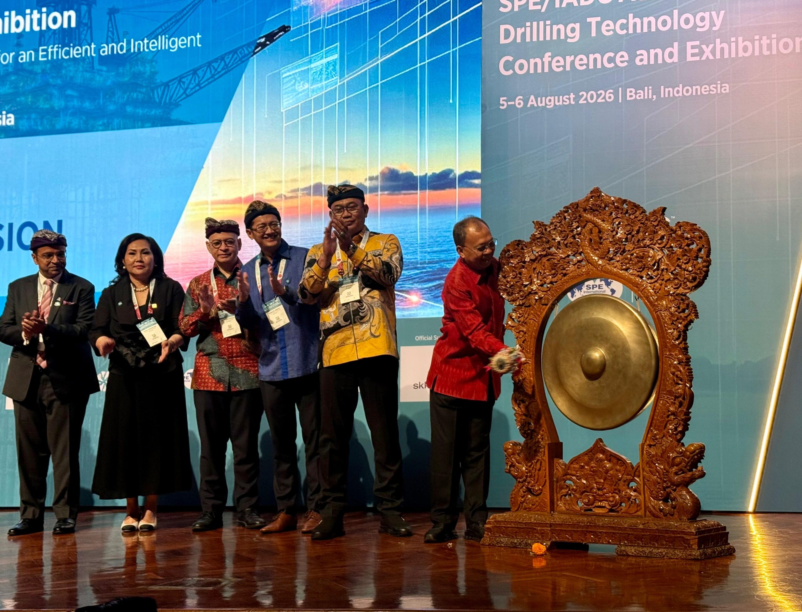 Gubernur Koster Buka APDT 2026, Tegaskan Bali Jaga Keseimbangan Pariwisata, Budaya, Lingkungan dan Ketahanan Energi