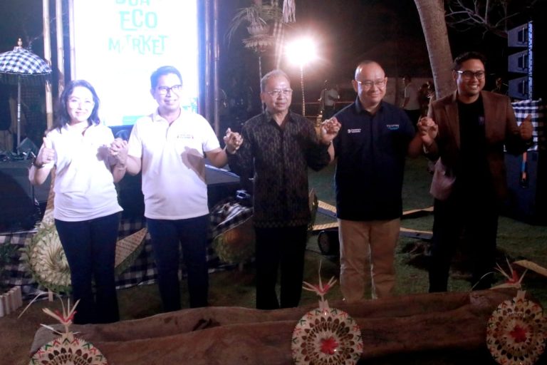 Gubernur Wayan Koster Dorong Nusa Dua Eco Market Jadi Ruang Ekonomi yang Hidup, UMKM Jangan Pulang Bawa Dagangan