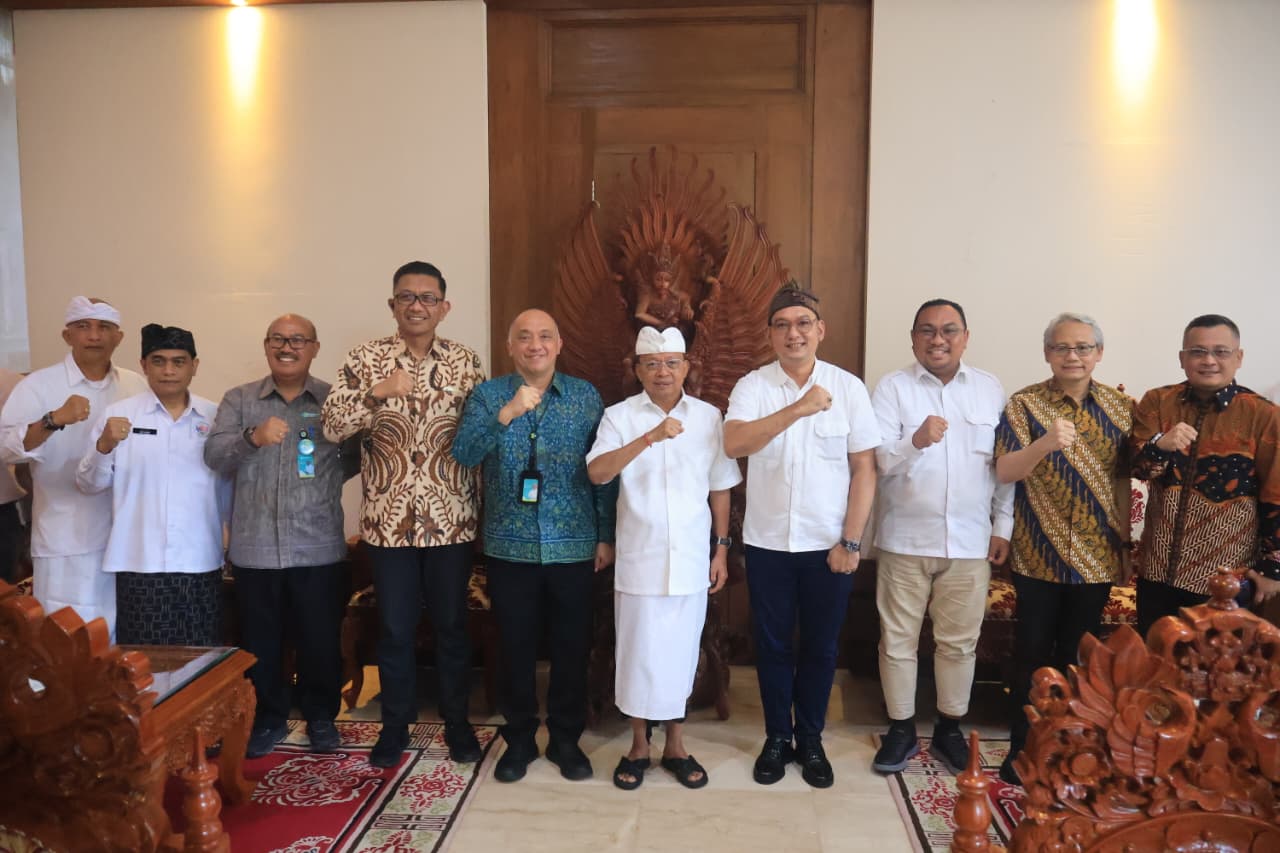 Gubernur Koster Bertemu DJSN, Bali Siap Jadi Pilot Project Reformasi Sistem Rujukan Kesehatan Nasional