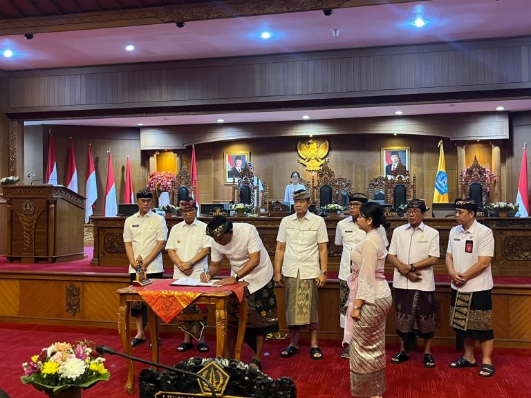 DPRD dan Bupati Badung Sepakati Nota Kesepakatan Perubahan KUA-PPAS TA 2026 dalam Sidang Paripurna