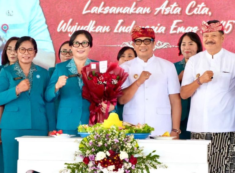 Ny. Rai Wahyuni Sanjaya Perkuat Peran PKK dalam Peringatan HKG PKK Ke-54 Kabupaten Tabanan